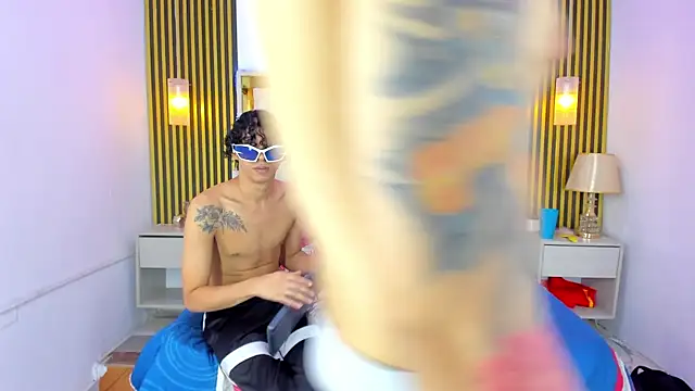 Webkamerová show Adventurous_Boys