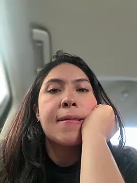 دردشة Paulinaisyour الجنسية المباشرة