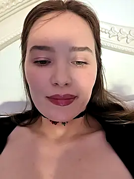 ForLoveAnd 即時 XXX 聊天