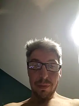 CerveniXXL Webcam Show