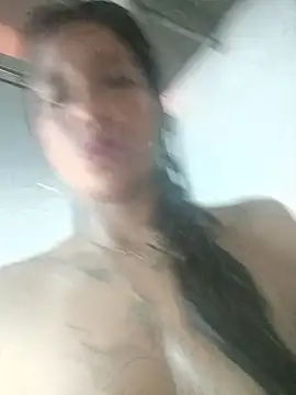 Chatroom XXX en direct de SamathaMay