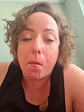 julimonroe – webcam-show