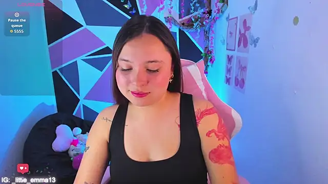 Chat +18 de little_emma0 ao vivo