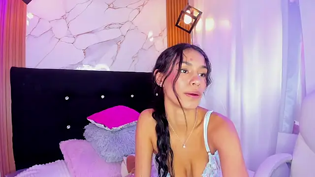 Anniie__Evans Webcam show