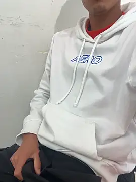 TavoHot_のウェブカメラショー