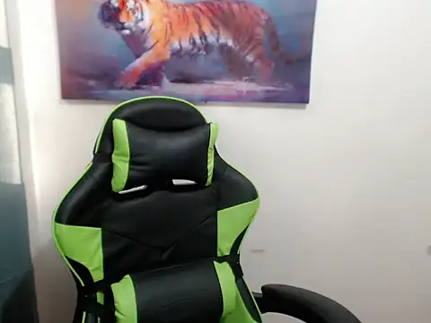 Princessaprilxxx 网络视讯表演