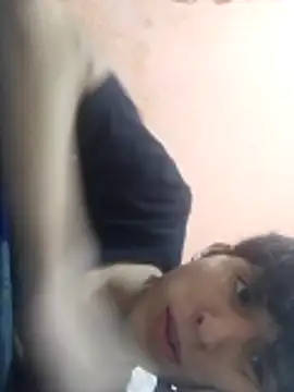 Userknowarg webkamerás műsora