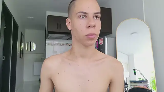 grey___27 élő XXX-chatje