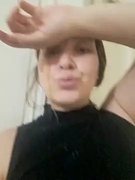 Estelle_Noir's Webcam Show