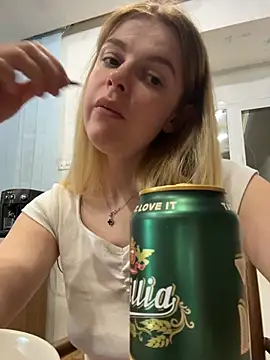 HarrietDart – Naživo XXX chat