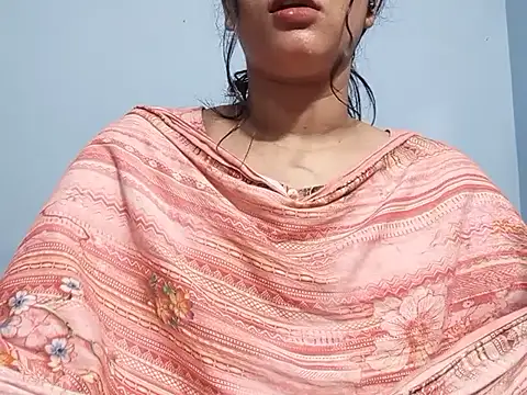 Emma_4433 লাইভ XXX চ্যাট