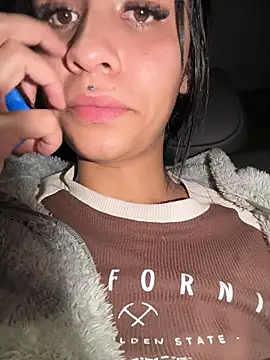 Isabella-Teen: онлайн-секс-чат