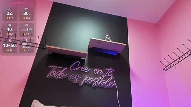 Scarleth-Foxx's Live XXX Chat