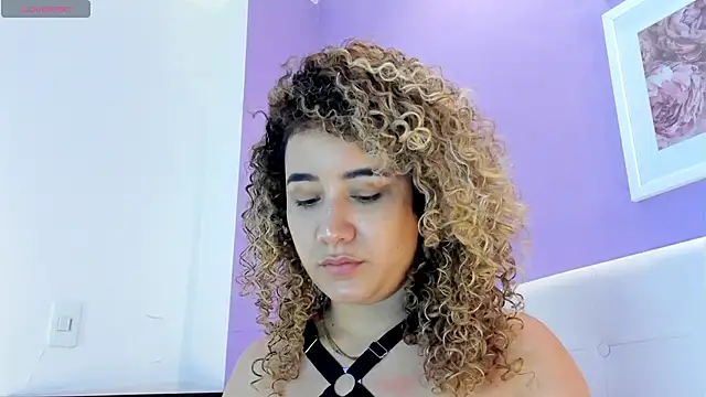 Charlotte11-11 现场XXX聊天