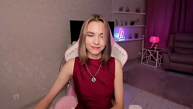 EllaCurtis Adlı Modelin Canlı XXX Sohbeti