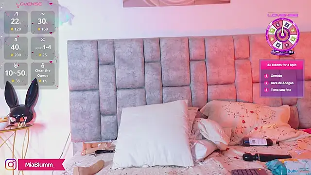 MiiaBlumm_ Chat XXX in diretta