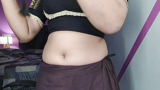 Chat +18 de Tanya-mittal ao vivo