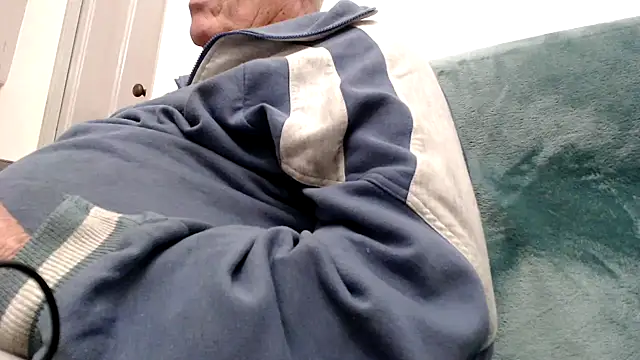 Pokazy przed kamerką – zemm54