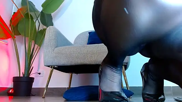 emily_ox0 Live XXX-Chat