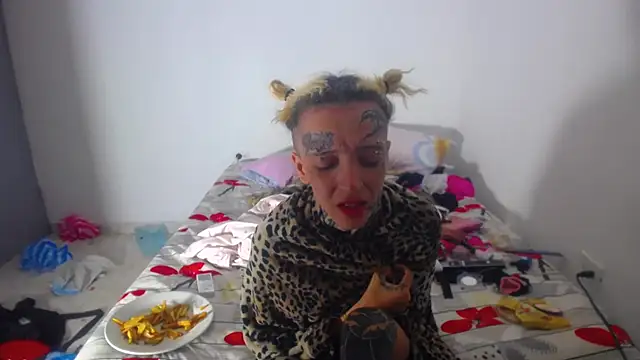 barbara_anal_squirt_ 现场XXX聊天