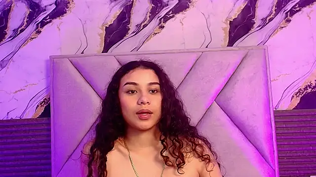 HemmaStar's Live XXX Chat