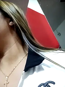 Yelii_ 现场XXX聊天