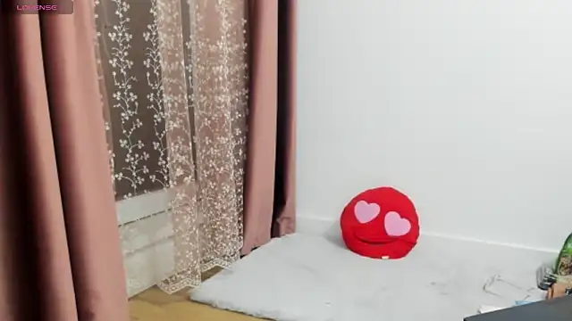 XXX chat uživo modela LadyLyanna