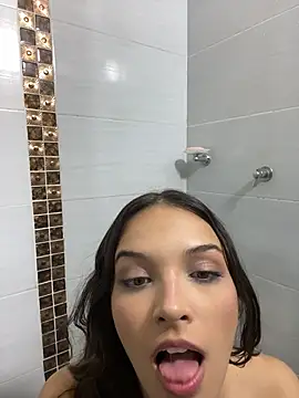 uncontrolled_fire Obrolan Langsung XXX