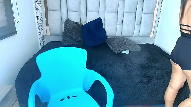 Keyla_Brunette_ Chat XXX live