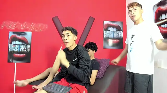 AVENGER_BOYS2026 라이브 XXX 채팅