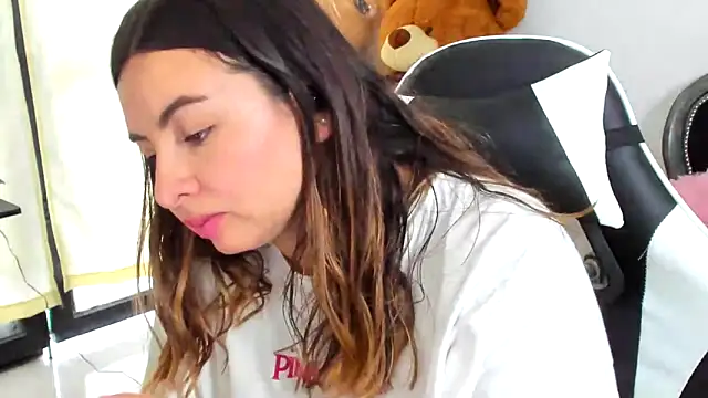 แชท XXX สดของ __Emma__11__Lecat_