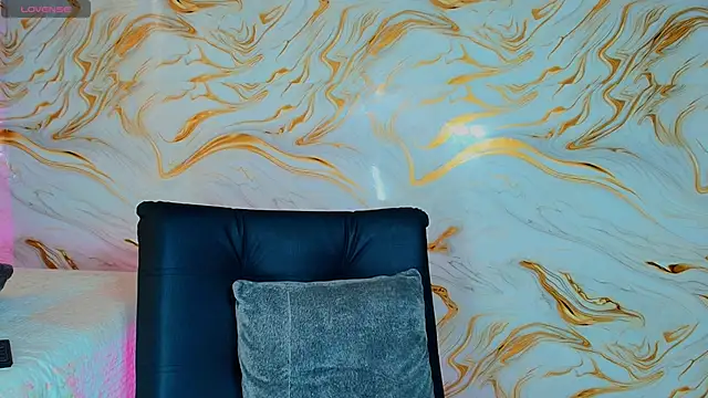 EbonyHansNight webkamerás műsora