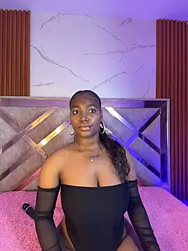 Chat +18 de Kendy_Wilkinson ao vivo