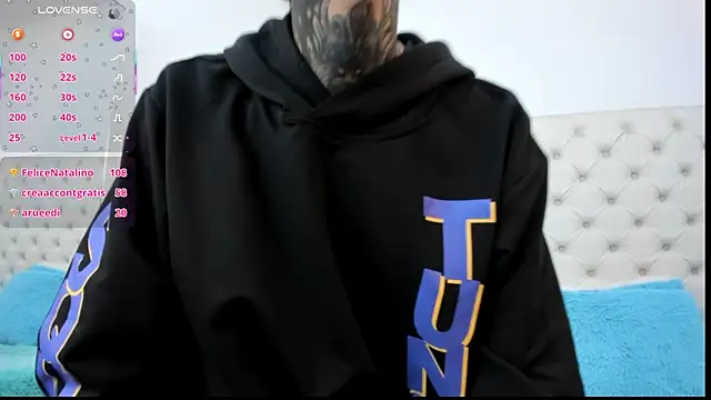 Онлайн чат XXX esmeralda06