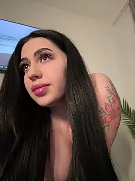 Andrestarr Adlı Modelin Canlı XXX Sohbeti