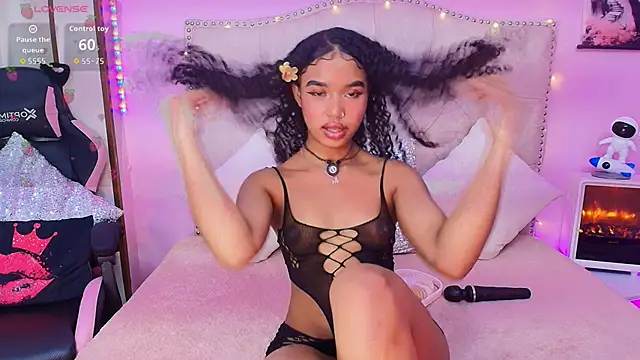 Naom_star87 Chat XXX live