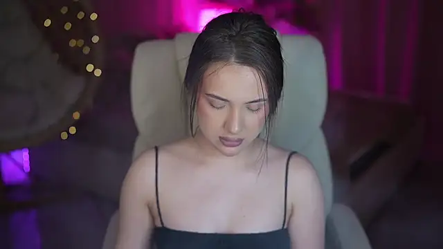 Webkamerová show OliviaMoore_