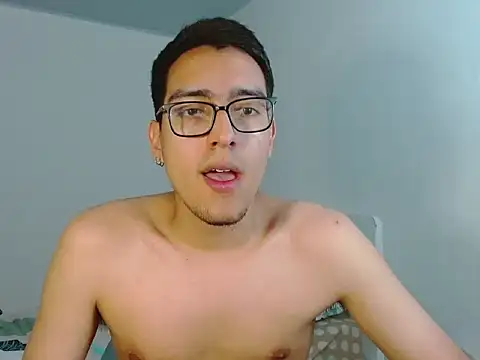 NickFin live XXX chat