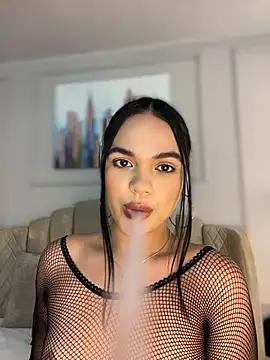 Bella-Ferrer élő XXX-chatje