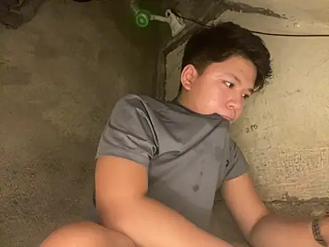 urasianrey 在線直播表演