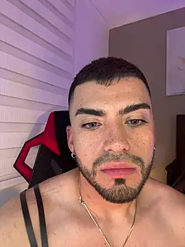 Chat XXX ao vivo de Alexander_Diazz