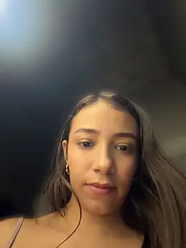 Hall_16のウェブカメラショー