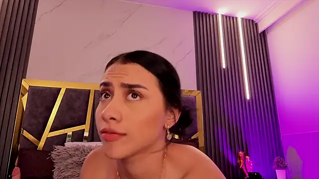 ScarletTorres' Live XXX Chat