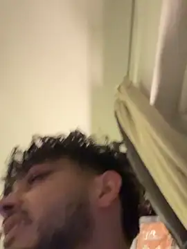 Gipsyboysteve Adlı Modelin Canlı XXX Sohbeti