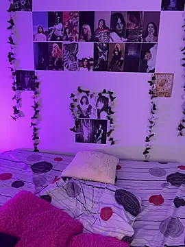 Jules_zzz webcam show