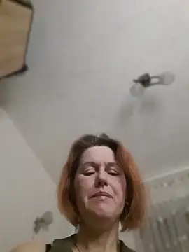 LanaOlbenst Chat XXX in diretta