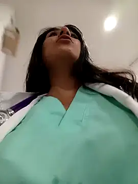 CAROLINE__07のウェブカメラショー