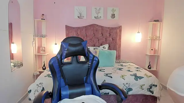 IsabellaHot01: онлайн-секс-чат