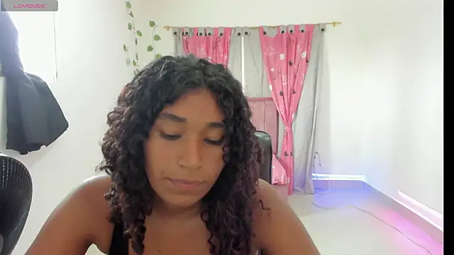 tara_thonson Obrolan Langsung XXX