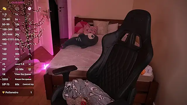 OnlyPenny Chat XXX in diretta